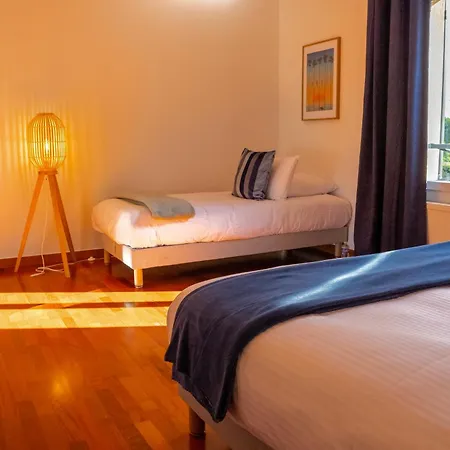 Vila Du Soleil Dans La Ruelle - La Grouas