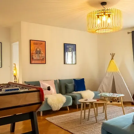 Du Soleil Dans La Ruelle - La Grouas Etival-les-le-Mans