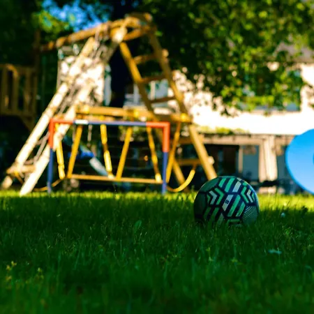 Du Soleil Dans La Ruelle - La Grouas Etival-les-le-Mans