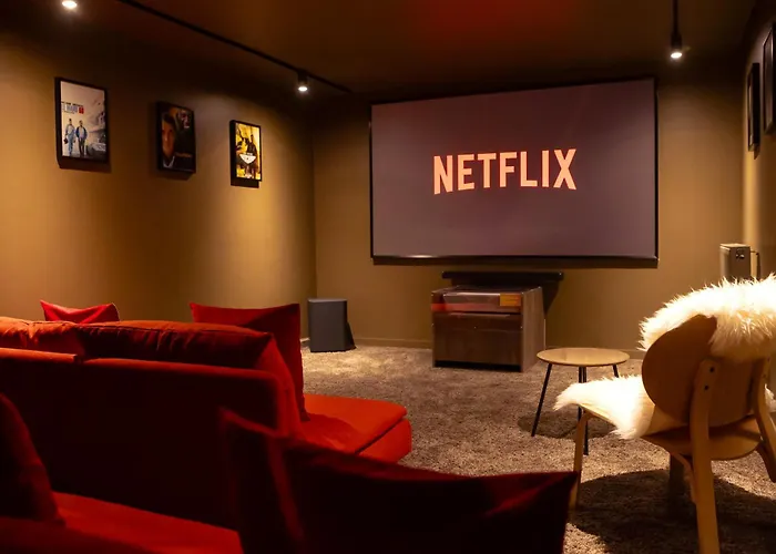 Du Soleil Dans La Ruelle - La Grouas Вилла *