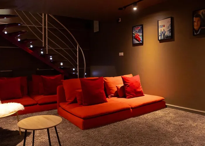 Du Soleil Dans La Ruelle - La Grouas * Etival-les-le-Mans