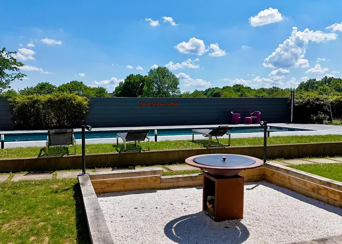 Du Soleil Dans La Ruelle - La Grouas Etival-les-le-Mans