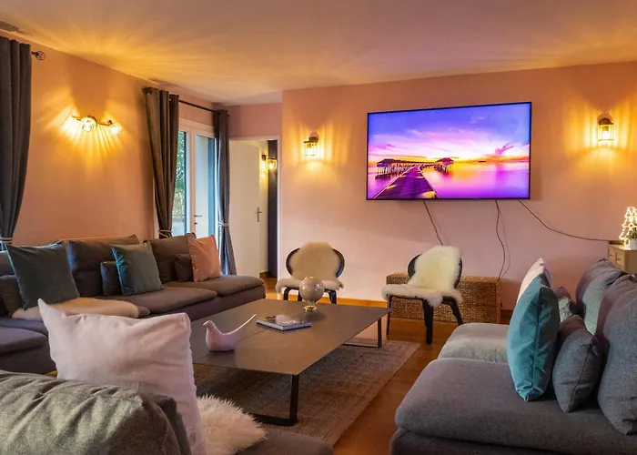 Вилла Du Soleil Dans La Ruelle - La Grouas *