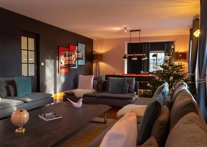 Du Soleil Dans La Ruelle - La Grouas *