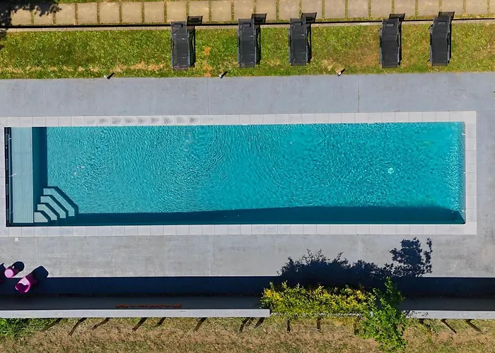 Вилла Du Soleil Dans La Ruelle - La Grouas